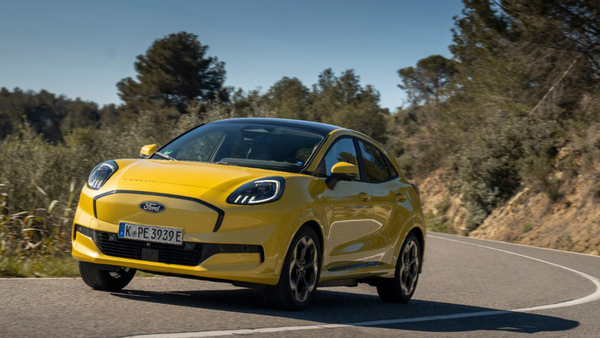 Ford Elektrik Şovunu Başlattı: İşte Türkiye'ye Gelen Puma, Explorer ve Capri'nin Fiyatları ve Özellikleri!